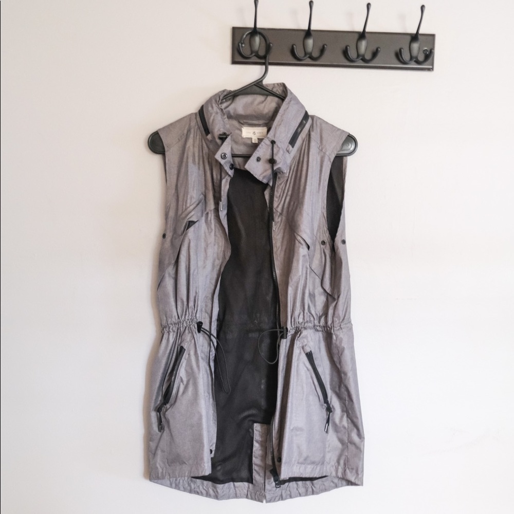 The Loft Fall Active Wear Vest